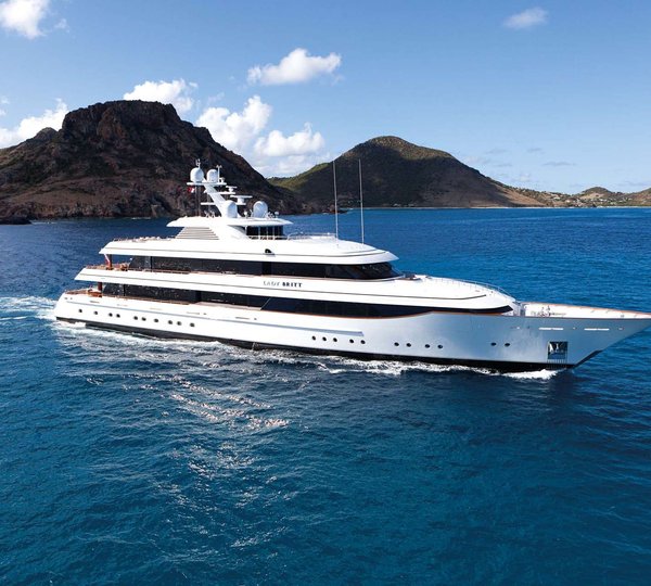 Video of luxury super yacht SEA OWL by Feadship