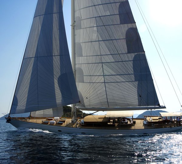 Feature: 2011 Motor Yacht Turquoise – a Proteksan Turquoise Superyacht designed by Dubois