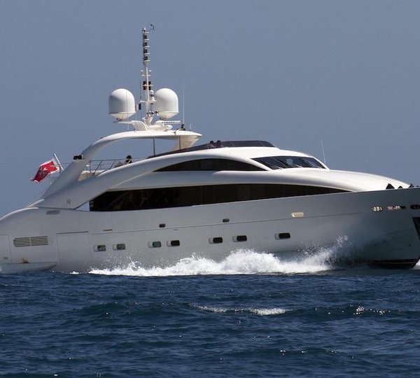 Eye-catching ISA 66M Granturismo Mega Yacht OKTO