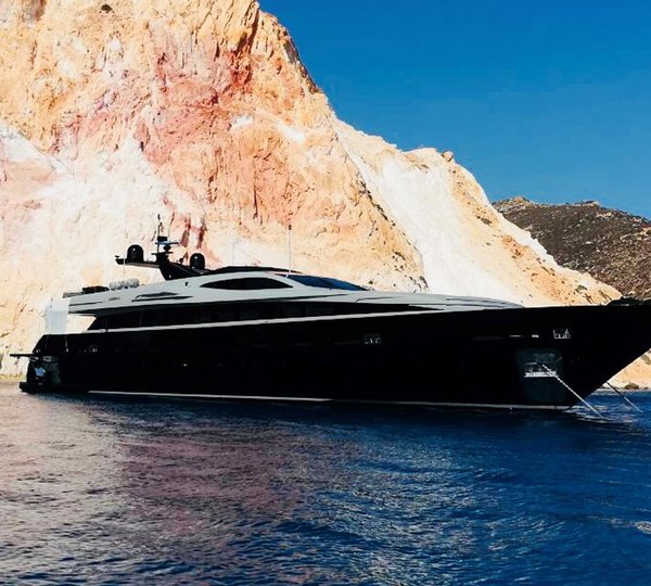 Video of Admiral Impero 40 motor yacht CACOS V