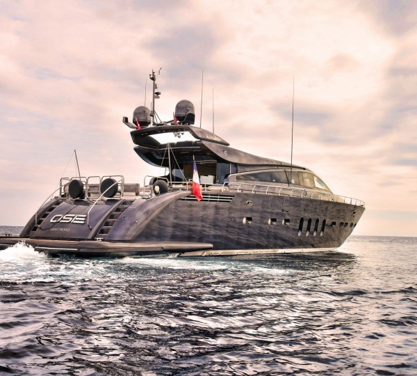 The sale of the Leopard 32 motor yacht ADDICTION signed by WHYKO