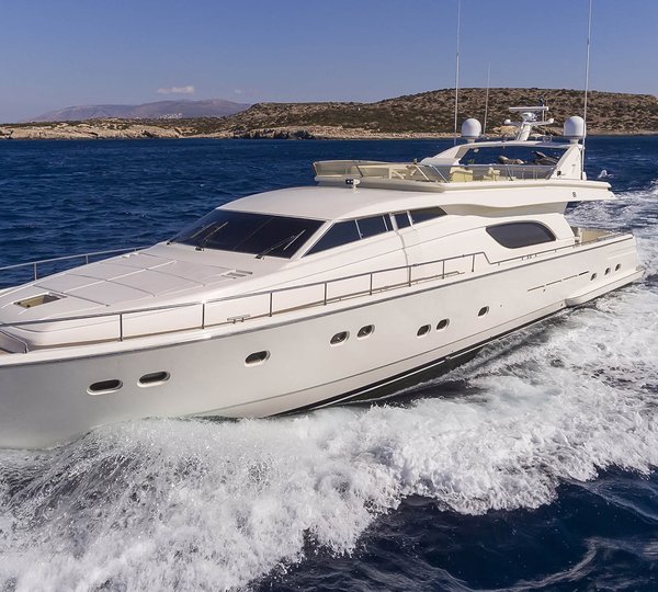 NEW Motor Yacht FERRETTI 700 by FERRETTI YACHTS