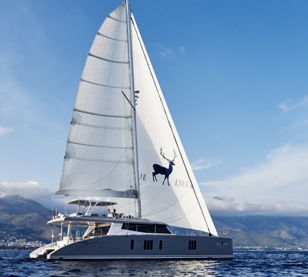 Lovely 70 Sunreef Power Charter Yacht DAMRAK II to be displayed at FLIBS 2015