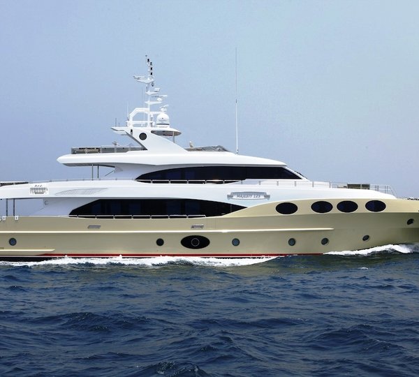 Video of the 24m motor yacht Majesty 77 by Majesty Yachts