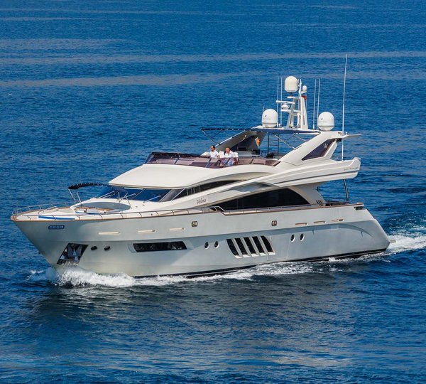 Revolutionary Motor Yacht ILUMEN 26 by Dominator Yachts