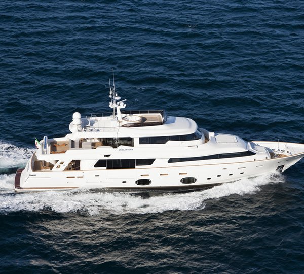 Ferretti Group presents a video of luxury superyacht tender ISEO by Riva