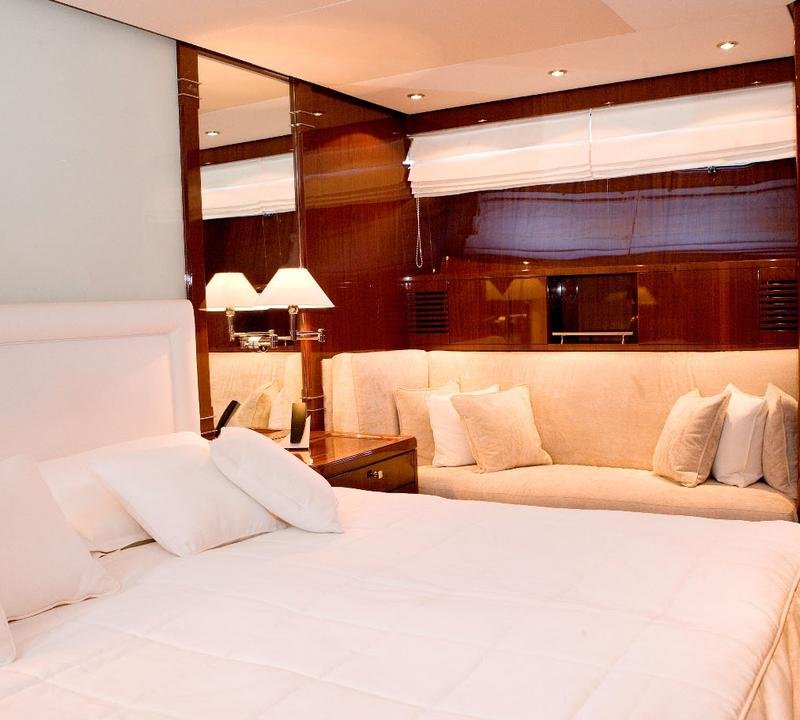 Guest cabin