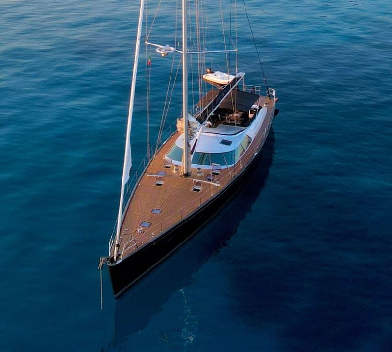 Luxury yacht FREE AT LAST