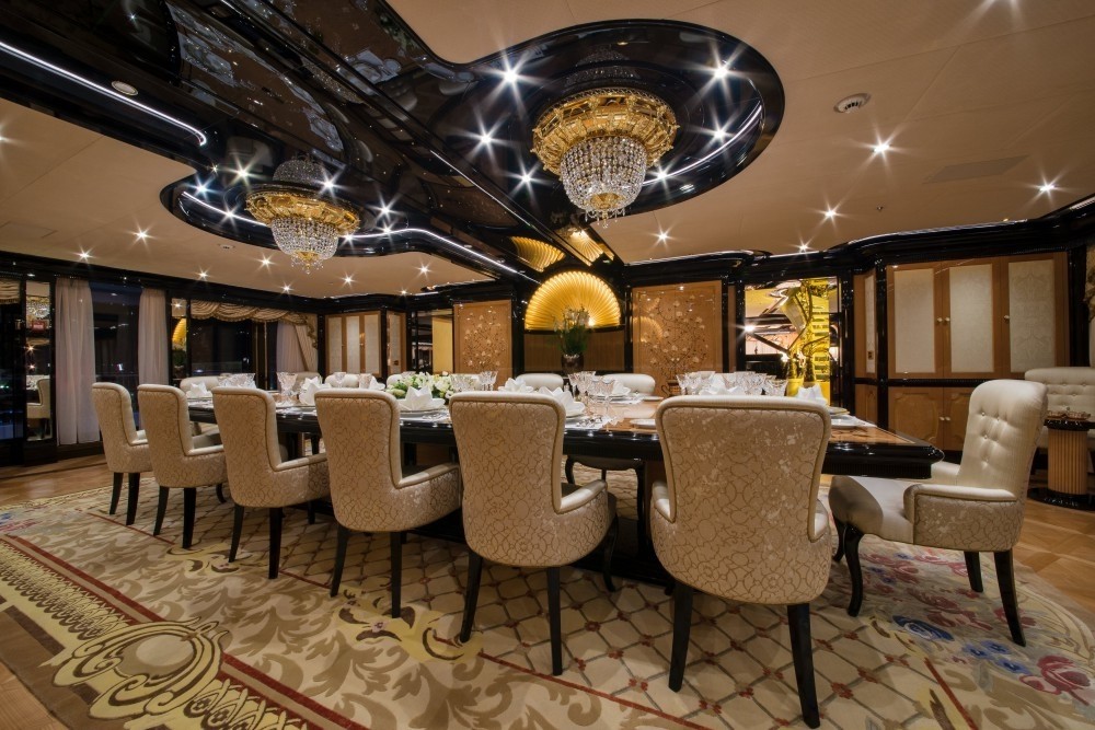 The 101m Yacht I DYNASTY