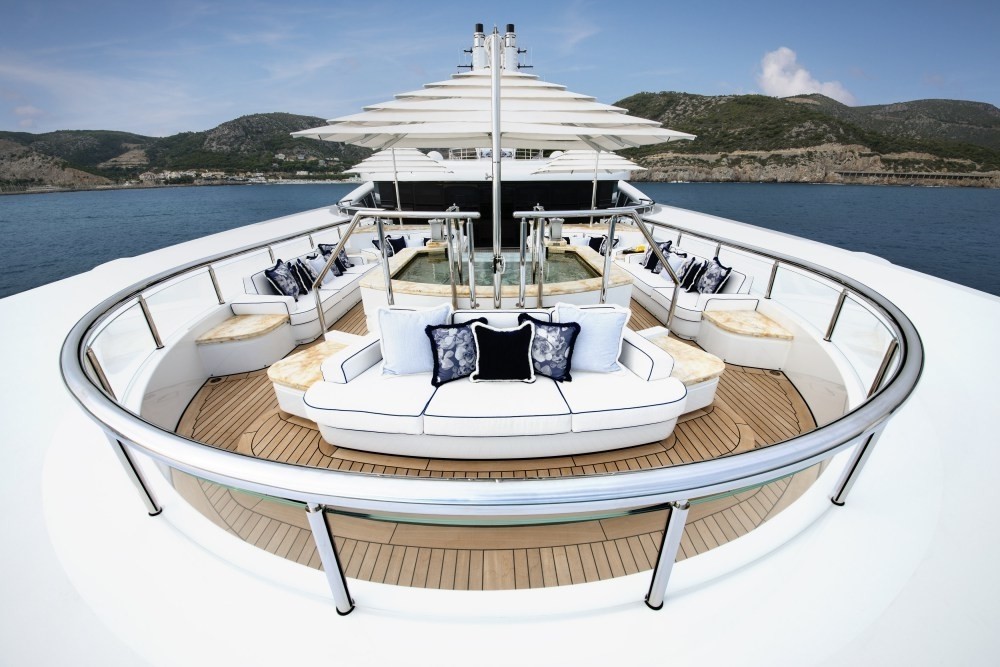 The 101m Yacht I DYNASTY