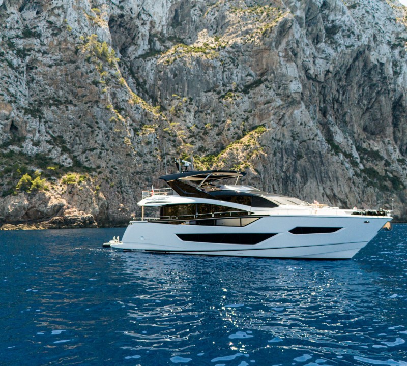 Luxury Yacht MOONLIGHT