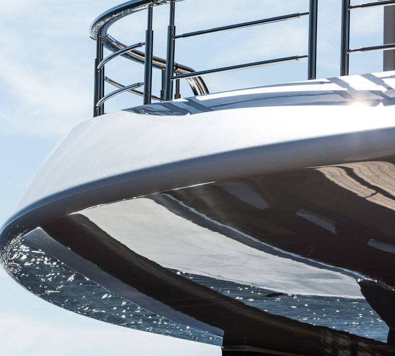 The 115m Yacht LUNA