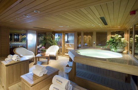 Jacuzzi Pool Aboard Yacht SAVARONA