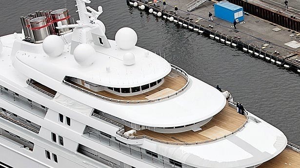 The 180m Yacht AZZAM