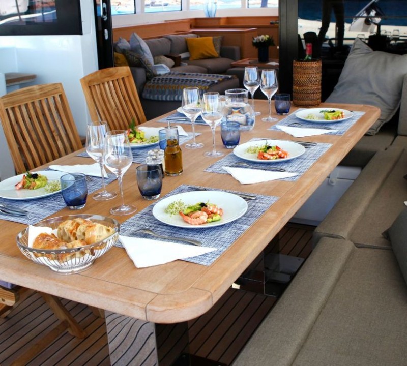 Aft Cockpit Dining