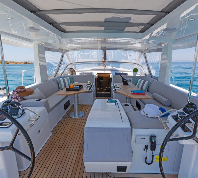 Deck Helm And Dining