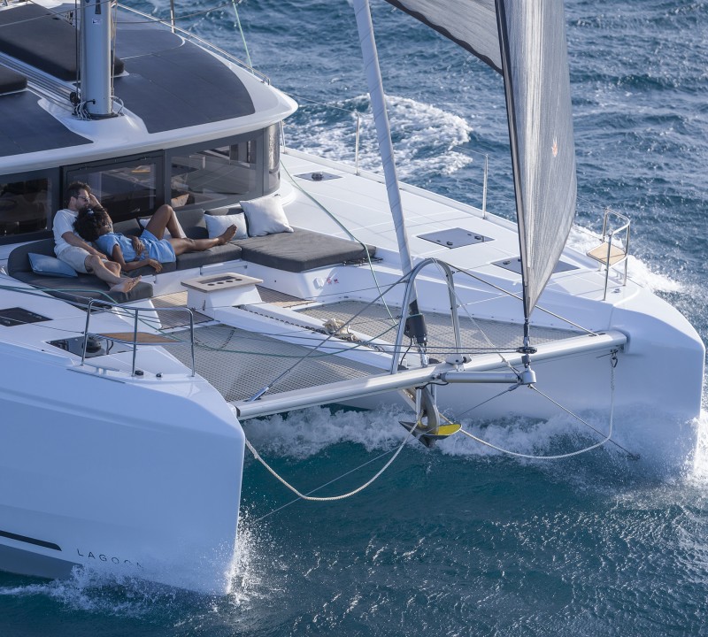 Foredeck Seating And Trampolines