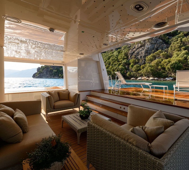 Lower Deck Lounge