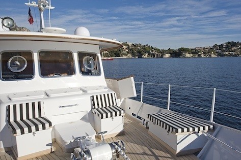 The 20m Yacht LABRADOR