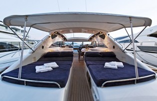 The 20m Yacht PURA VIDA
