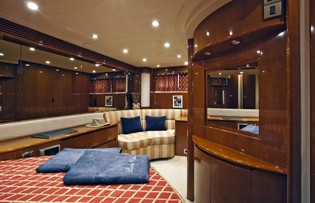 The 20m Yacht PURA VIDA