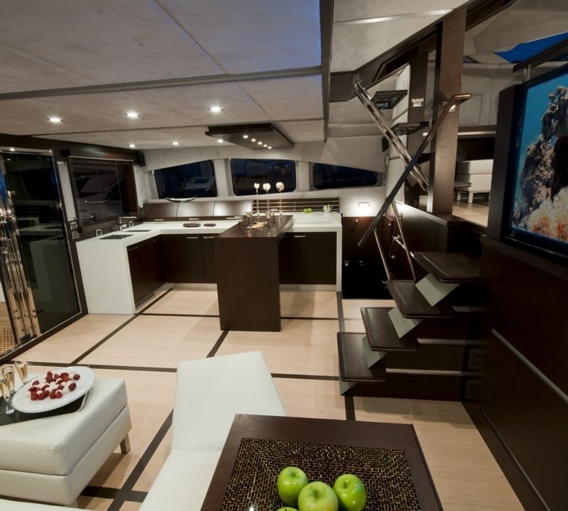 The 21m Yacht SEA BASS