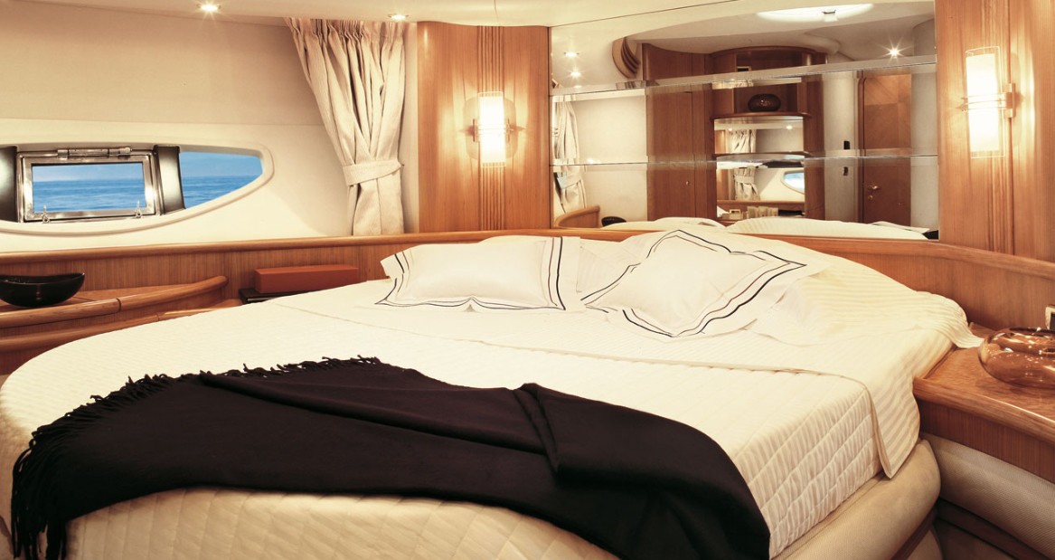 The 21m Yacht WINI