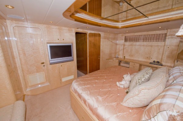 The 23m Yacht BELLA MARE