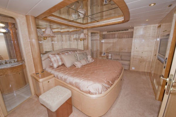 The 23m Yacht BELLA MARE