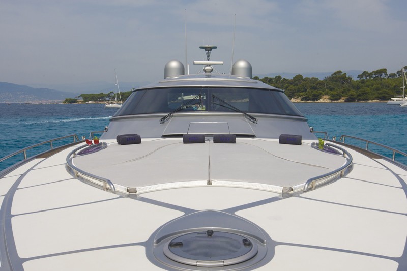 The 23m Yacht LOW BLOW