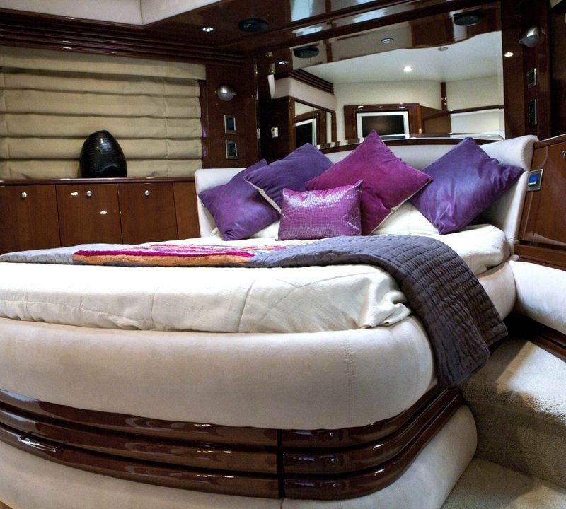 The 23m Yacht LUDI