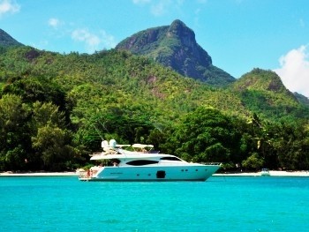 The 23m Yacht SEA STREAM