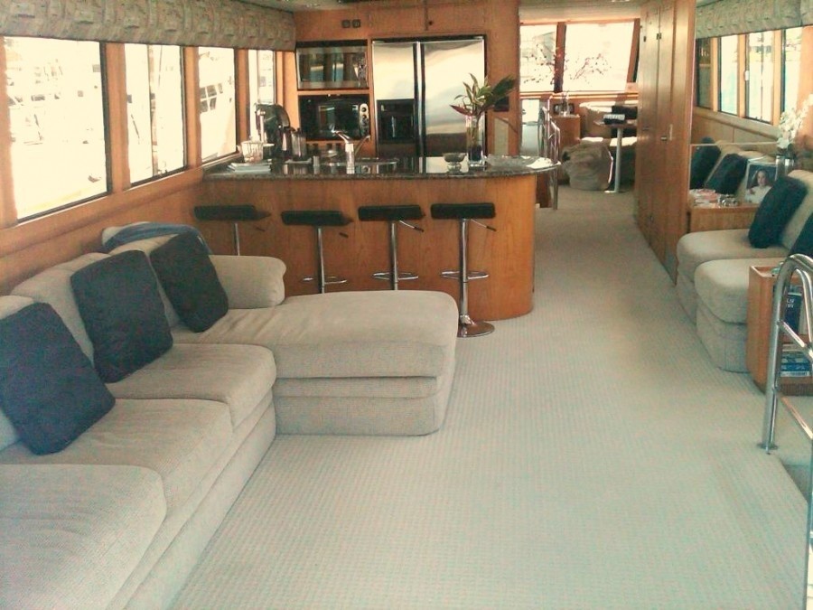 The 23m Yacht ZIA