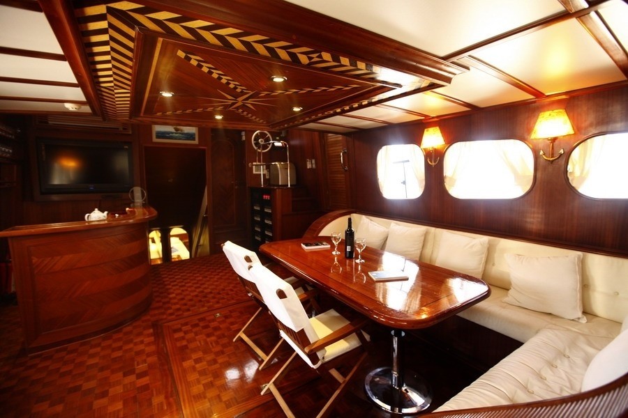 The 24m Yacht ESMA SULTAN II