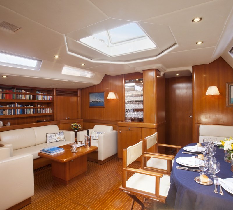 The 25m Yacht CALLISTO