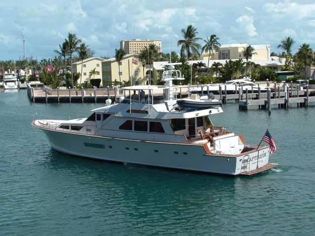 The 25m Yacht CAPTIVATOR