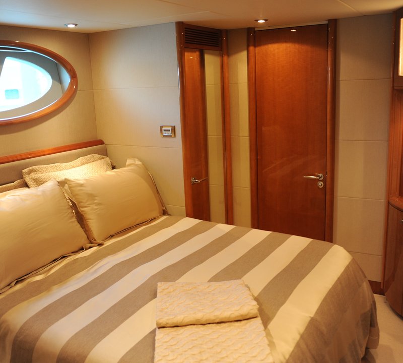 The 25m Yacht CHIP