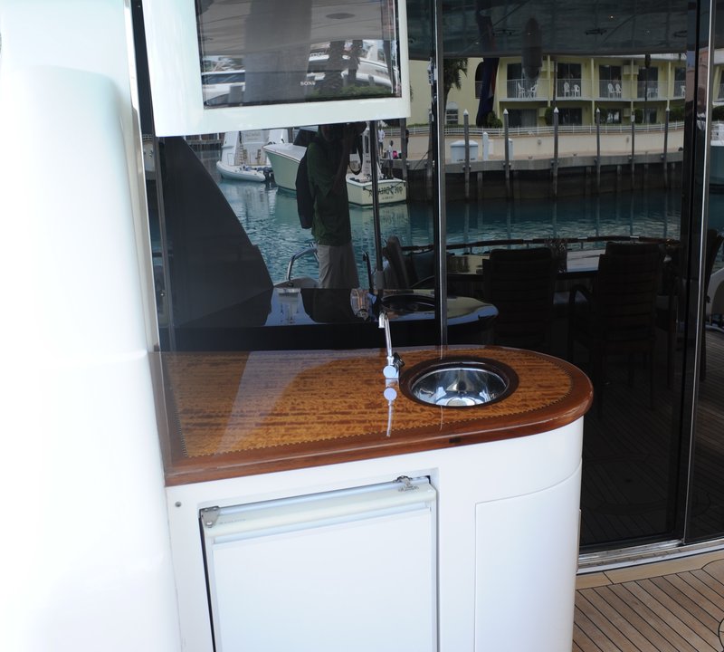 The 25m Yacht CHIP