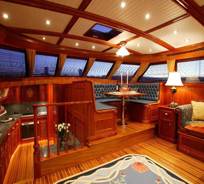 The 25m Yacht EXCELLENCE
