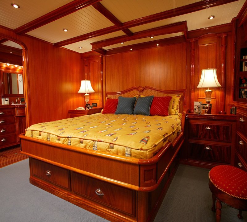 The 25m Yacht EXCELLENCE