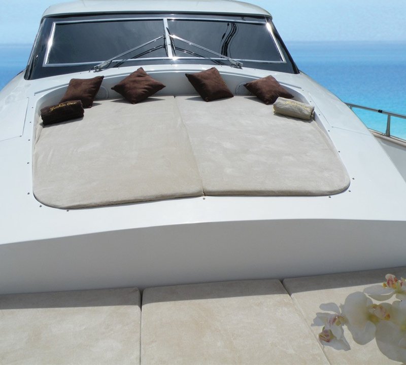 The 25m Yacht JACKIE ONE