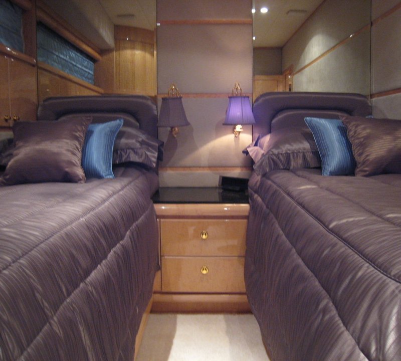 The 25m Yacht JOJO