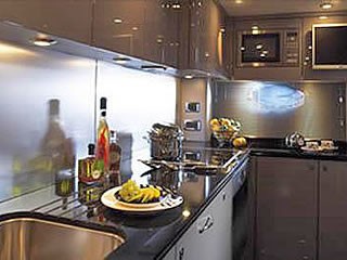 The 25m Yacht OCTAVIA