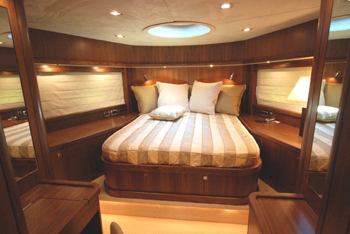 The 25m Yacht OCTAVIA