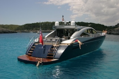 The 25m Yacht ORACLE II
