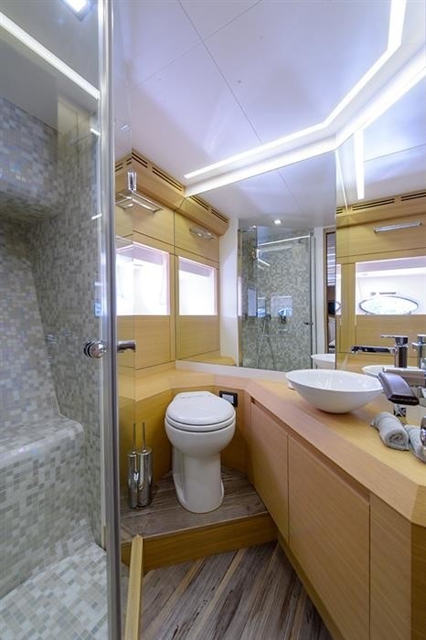 The 25m Yacht PERSHING 82