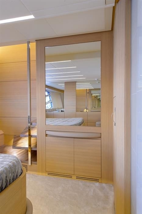 The 25m Yacht PERSHING 82