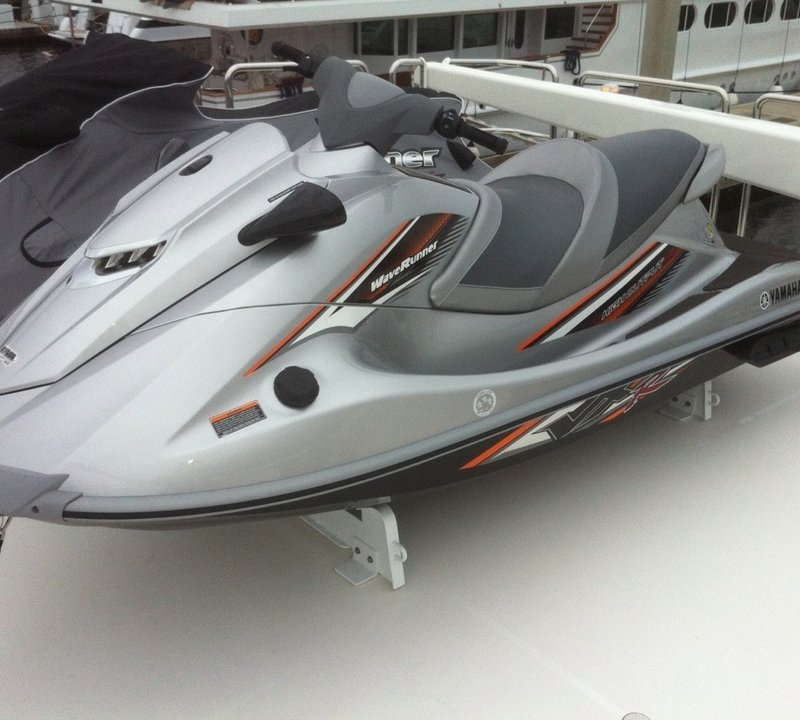The 25m Yacht SEAS THE MOMENT