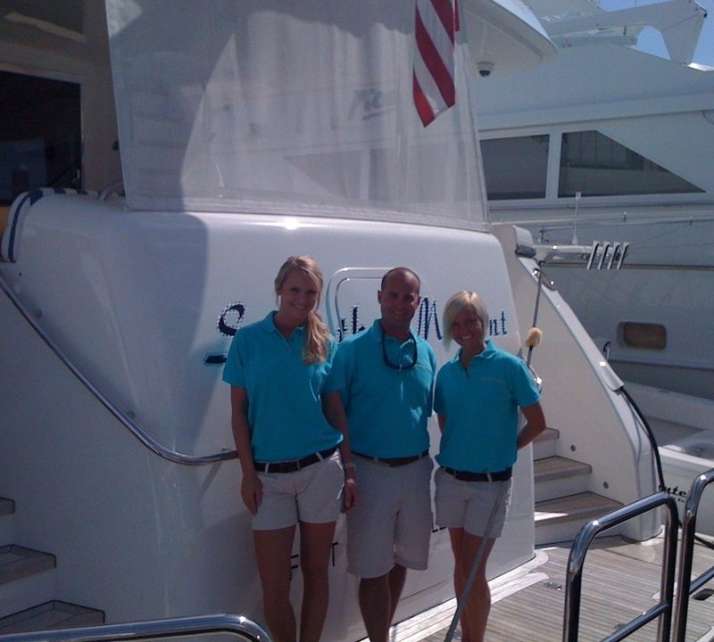 The 25m Yacht SEAS THE MOMENT
