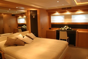 The 26m Yacht 4FIVE